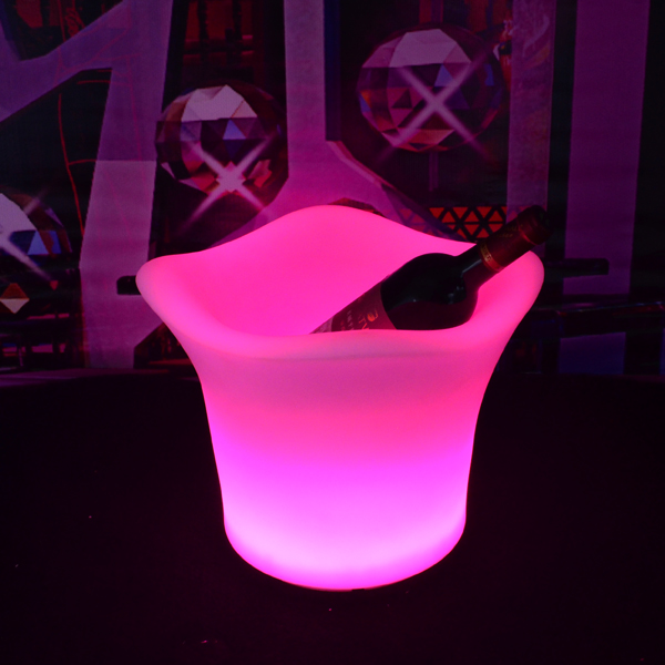 Waterproof-rechargeable-bar-ice-bucket-illuminated-ice-bucket